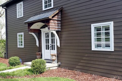 309 Beams Dr, Harrodsburg, KY 40330 - photo 2