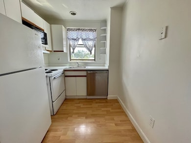 Edgewater Place Condominiums unit 317, Quincy, MA 02171 - photo 7
