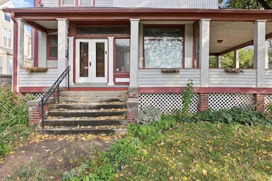 2-web-or-mls-7249 - 331 S 8th St_002