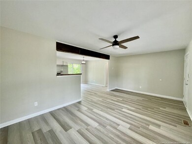 7566 Carrollburg Dr, Fayetteville, NC 28303 - photo 4