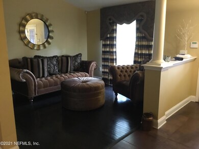 11044 Lydia Estates Dr W, Jacksonville, FL 32218 - photo 3