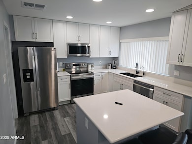Kitchen 01
