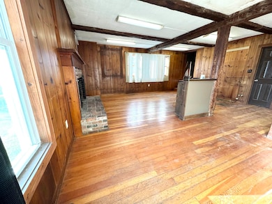 2072 N Main St, Londonderry, VT 05148 - photo 7