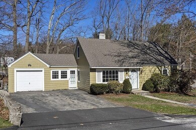 14 Meadow Ln, Worcester, MA 01602 - photo 2