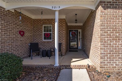 2215 Dunning Ct, High Point, NC 27265 - photo 4