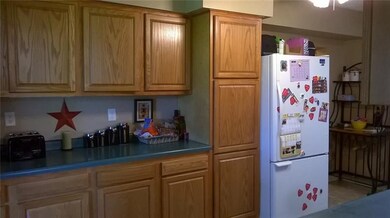 Kitchen right side