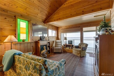 19102 Soundview Dr NW, Stanwood, WA 98292 - photo 5