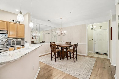 933 Sandringham Dr, Alpharetta, GA 30004 - photo 6