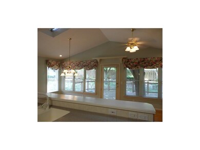 10430 Noland Rd, Lenexa, KS 66215 - photo 6