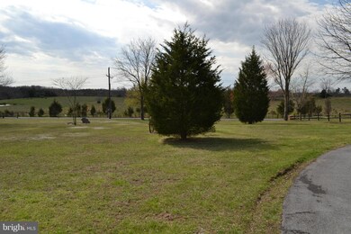 2315 Giles Mill Rd, Bunker Hill, WV 25413 - photo 2