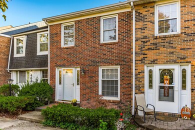 454 Clairbrook Ave, Columbus, OH 43228 - photo 2