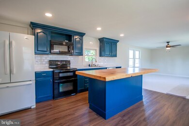 22 Patton Dr, Honey Brook, PA 19344 - photo 3