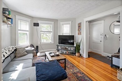 4114 Washington St unit 2, Roslindale, MA 02131 - photo 4