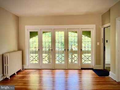 43 Chestnut St unit 3RD FLOOR, Haddonfield, NJ 08033 - photo 4