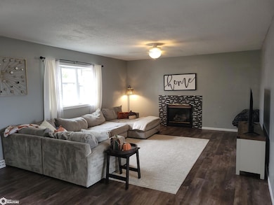 1221 S Main St, Clarion, IA 50525 - photo 3