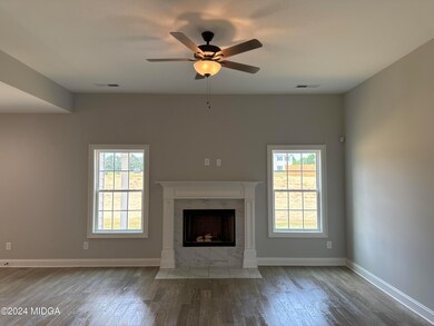 203 Bella Notte Cir unit 8B, Warner Robins, GA 31088 - photo 4