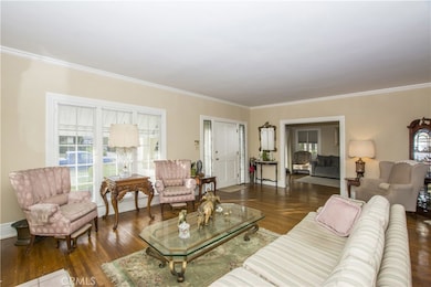 2312 Buckingham Rd, Los Angeles, CA 90016 - photo 6