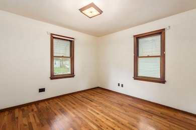 006_- 2969 Grasmere Ave - 016