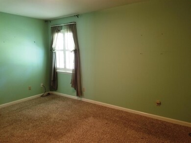 67 Ester Ln unit 14, Manchester, TN 37355 - photo 4