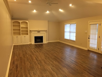 217 Westbriar Blvd, Newburgh, IN 47630 - photo 3