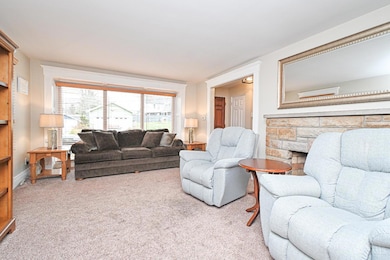 3237 Wardall Ave, Cincinnati, OH 45211 - photo 4