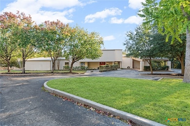 2613 Creek Side Dr, Temple, TX 76502 - photo 5