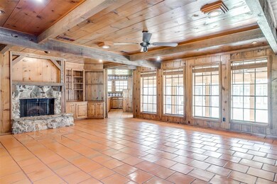 301 Edgehill Rd, Joshua, TX 76058 - photo 6