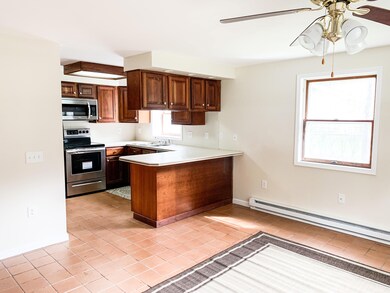 1053 Towpath Rd, Hawley, PA 18428 - photo 4