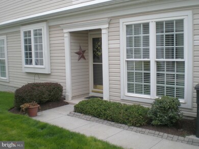 318 Butterfly Dr, Taneytown, MD 21787 - photo 2