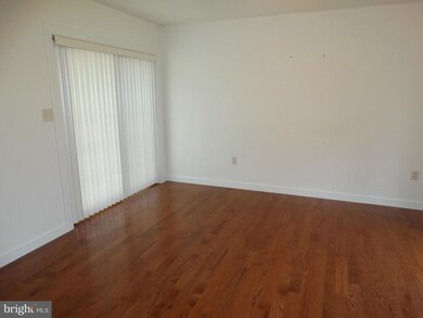 1725 Bell Ave, Chambersburg, PA 17202 - photo 5