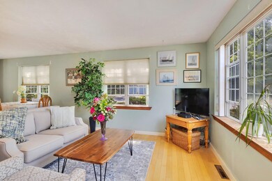 16-web-or-mls-4-centerbrook-ln
