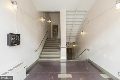 1801 35th St NW, Washington, DC 20007 - photo 5