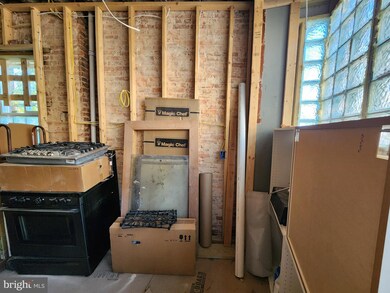 1801 Hope St, Baltimore, MD 21202 - photo 7