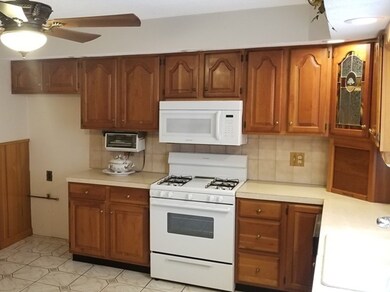 24 Orchard St, Fall River, MA 02723 - photo 2