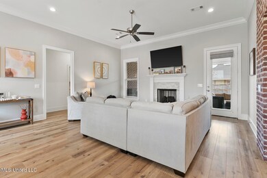 549 Eastpark-7