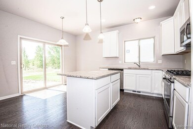 G.E Stainless steel appliances included