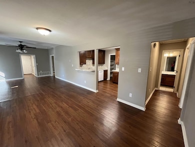 2908 Featherston Ave, Wichita Falls, TX 76308 - photo 2