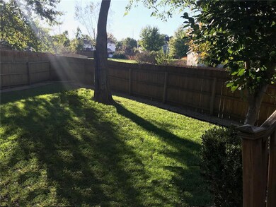 5176 Lakecrest Dr, Shawnee, KS 66218 - photo 7