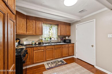 608S Magnolia-33