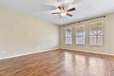 806 Bowie Dr, Lavon, TX 75166 - photo 7