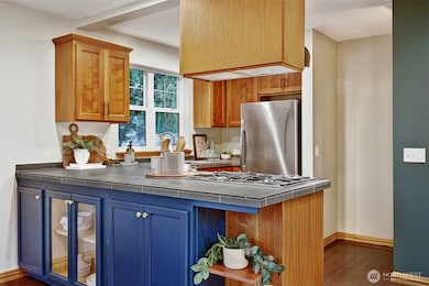 9005 Fremont Ave N unit A, Seattle, WA 98103 - photo 4