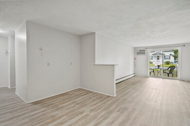 101 Whipple St unit 101-16, Worcester, MA 01610 - photo 5