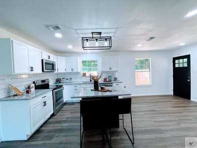 127 Val Verde Trail, Wake Village, TX 75501 - photo 6