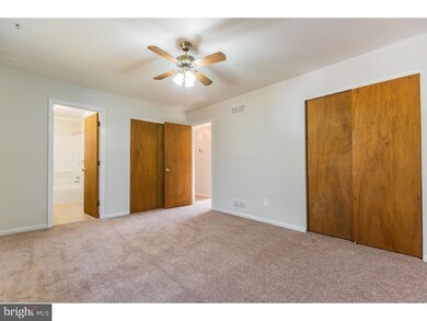 127 N Hunter Forge Rd, Newark, DE 19713 - photo 5