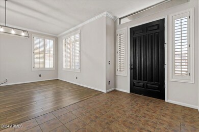06-Entry & Formal Dining
