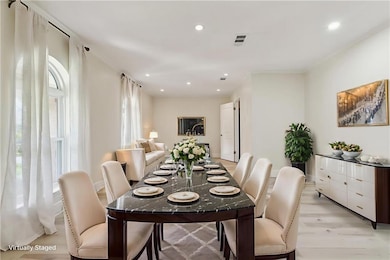 Many different ideas, large dining, dining/office,