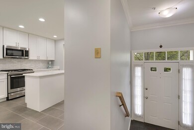 15816 Glacier Ct, North Potomac, MD 20878 - photo 4