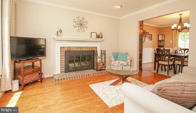 20805 Clear Morning Ct, Germantown, MD 20874 - photo 4