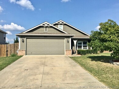 8945 S 255th East Ave, Broken Arrow, OK 74014 - photo 2