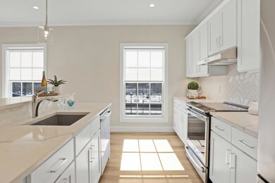 340 Heights Rd unit 202, Darien, CT 06820 - photo 4